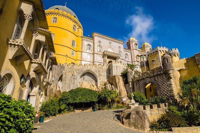 Sintra and Cascais Small Group Tour in a Van With Tickets - Cabo da Roca: The Western Edge Feeling (Bring Your Focus)