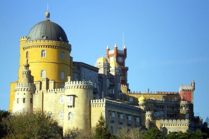 Sintra & Cascais Day Tour with Pena Palace Entry and Gardens Walk - The Lisbon-to-Sintra loop that saves your day