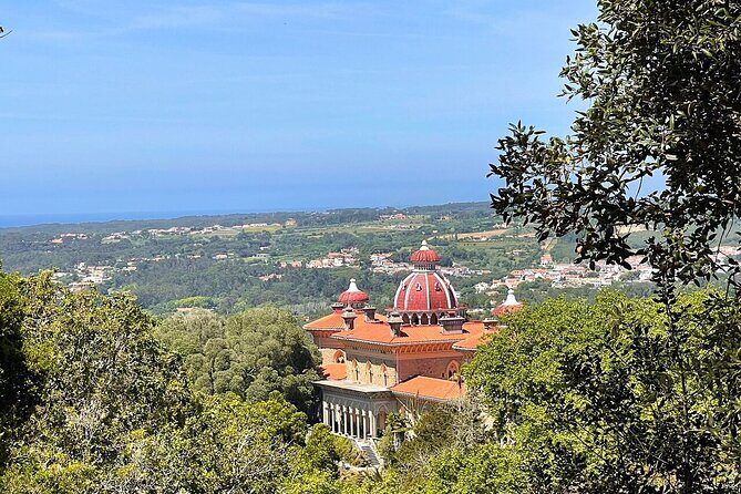 Sintra & Cascais: Private Full-Day Adventure in a Classic 4x4 - Colares lunch and the sea-view food moment you’ll want to plan around
