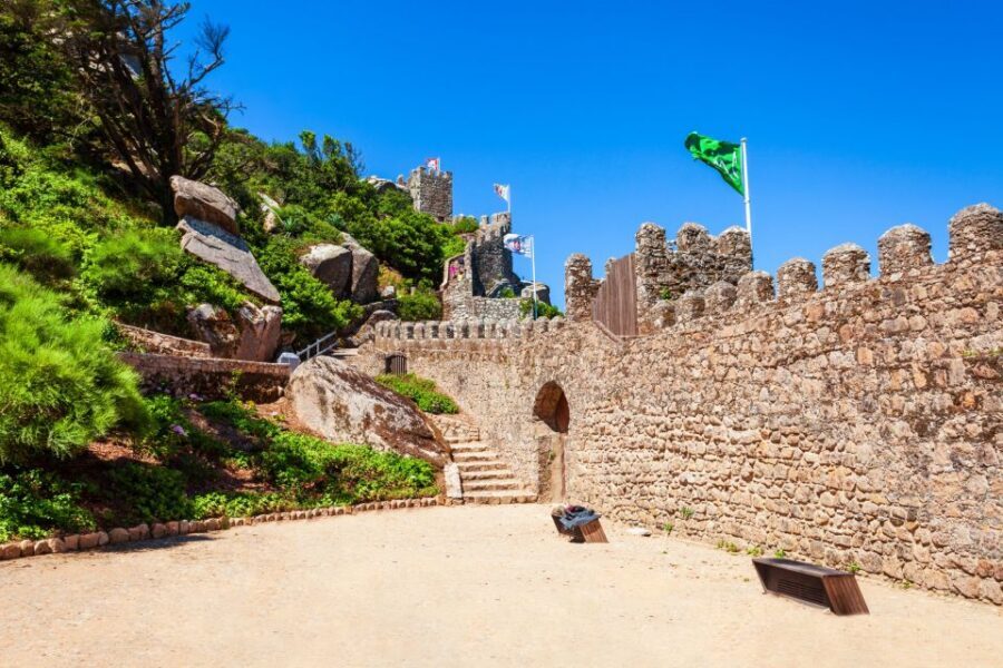 Sintra: Castle of the Moors E-Ticket and Audio Guide - Before you go: set up your phone so the castle doesn’t win