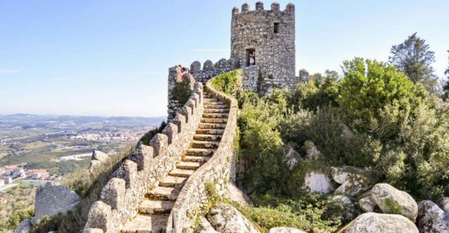 Sintra: Castle of the Moors Skip-the-Line Ticket+Audio Guide - Moorish Castle on your schedule: why the self-guided format works