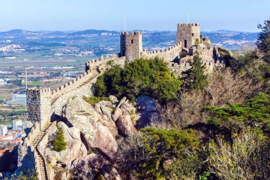 Sintra: Castle of the Moors Skip-the-Line Ticket+Audio Guide - Your self-guided route: gates, towers, and how to pace the ruins