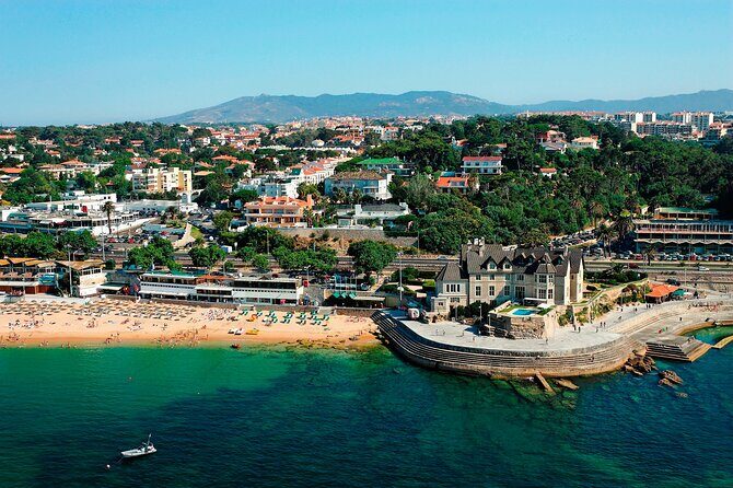 Sintra & Coast Escape – Palaces, Beaches & Villages - Azenhas do Mar: Cliff Houses and a Natural Rock Pool