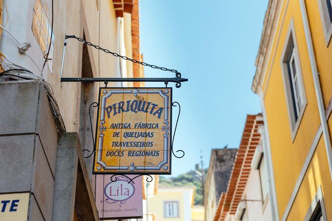 Sintra EXCLUSIVE Private Day Trip by Car with a Private Guide - Why this Sintra day feels different from the big-bus tours