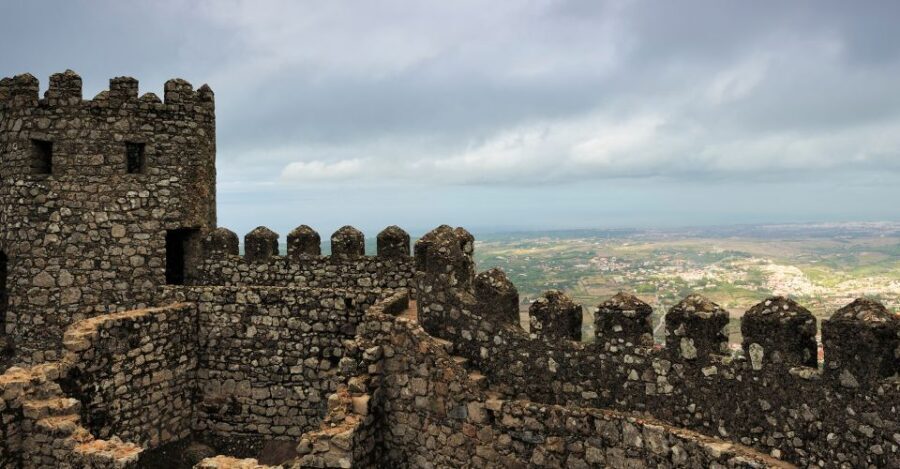 Sintra: Full-Day Private Monuments Tour from Lisbon - The guide factor: why José, Carina, and Manuel show up in the feedback