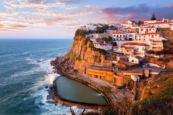 Sintra Off-Road Tour - Atlantic Views & Secret Paths - Azenhas do Mar: cliffside views and the beach timing you’ll appreciate