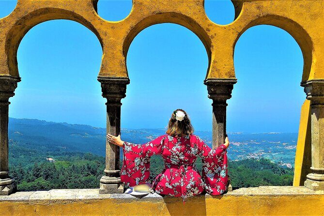 Sintra, Pena Palace, Cabo da Roca and Cascais from Lisbon - Getting there in comfort: buses, pickup, and the first big decision