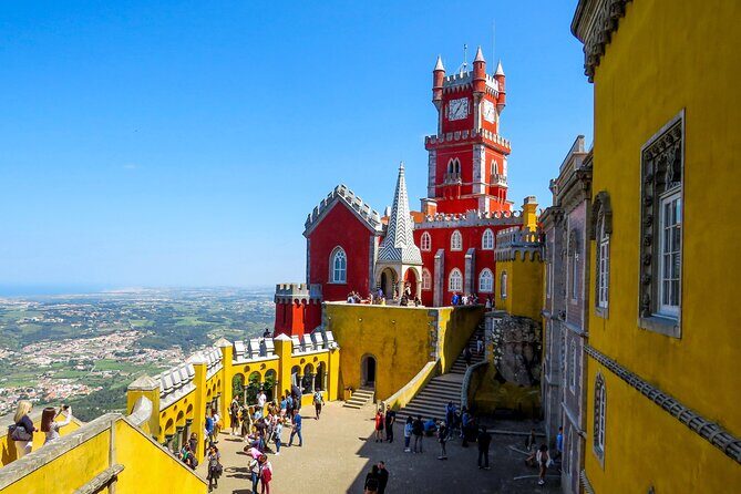 Sintra, Pena Palace, Quinta da Regaleira & Cascais Group Tour - Meeting point at Lisboa Rossio and how the morning tempo works