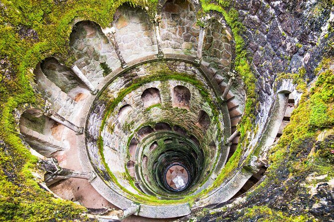 Sintra, Pena, Regaleira, Cabo da Roca & Cascais from Lisbon - Getting to Sintra: the 30-minute head start in town