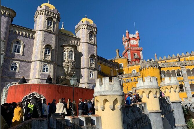 Sintra Private Tour 2 Palaces Roca Cascais Tailored up to 7 - Getting picked up in Lisbon (and keeping the day sane)