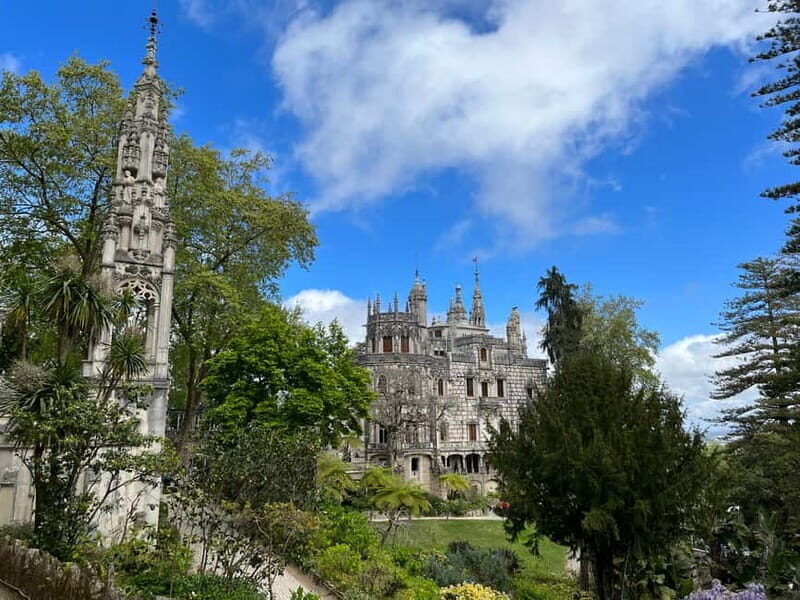 Sintra: Quinta da Regaleira Entry Ticket and Guided Tour - Skip-the-line and small groups: how this saves your Sintra day