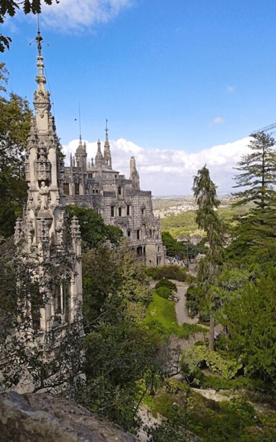 Sintra: Quinta da Regaleira Entry Tickets with Host - Skipping the ticket line: what helps, what still needs patience