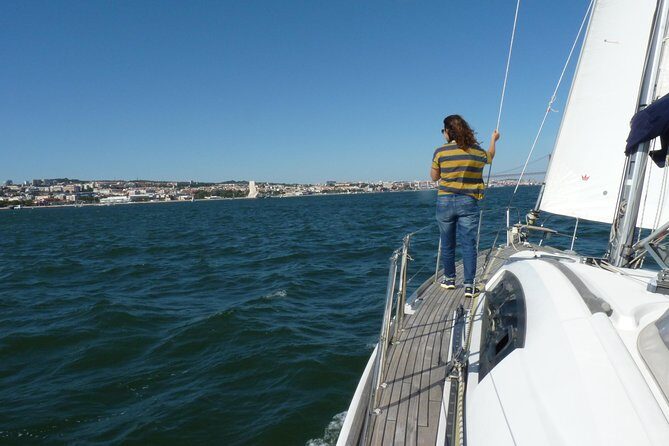 Small-Group Sailing Tour on the Tagus River from Lisbon - The route in plain English: the order of sights and why it matters