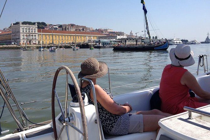 Small-Group Sailing Tour on the Tagus River from Lisbon - Where you meet: Doca do Bom Sucesso (and how not to feel lost)