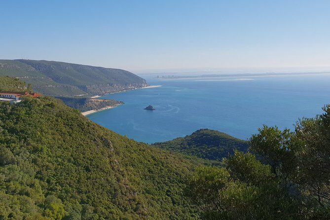Tour Arrábida / Azeitão - Getting started in Sesimbra: meeting point and pickup reality