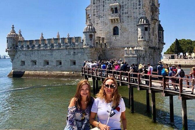 Tour of Lisbon in a Private Tour - Santo António and Lisbon Cathedral: Churches as a Timeline