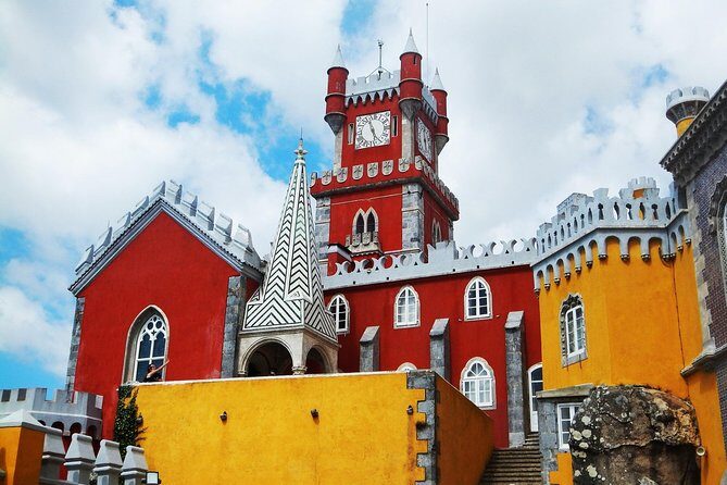 Tour Sintra from Lisbon - Centro Histórico de Sintra: the pastry break that matters