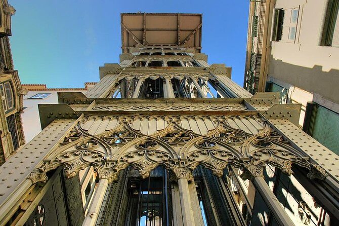 VIP-walking-Tour - Lisbon with your private - in German - A German-speaking VIP guide who meets you where you stay