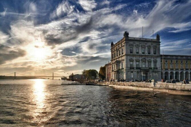 Welcome Lisbon Tour with Local Guide in Private Eco Tuk Tuk - São Vicente de Fora, the Pantheon, and El-Rei Fountain: Lisbon’s Old Water and Old Power